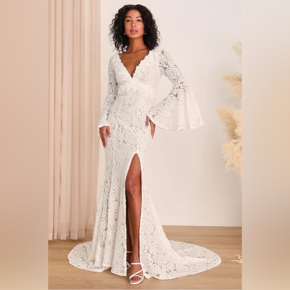Lulus Dutchess Ivory lace bell sleeve maxi dress